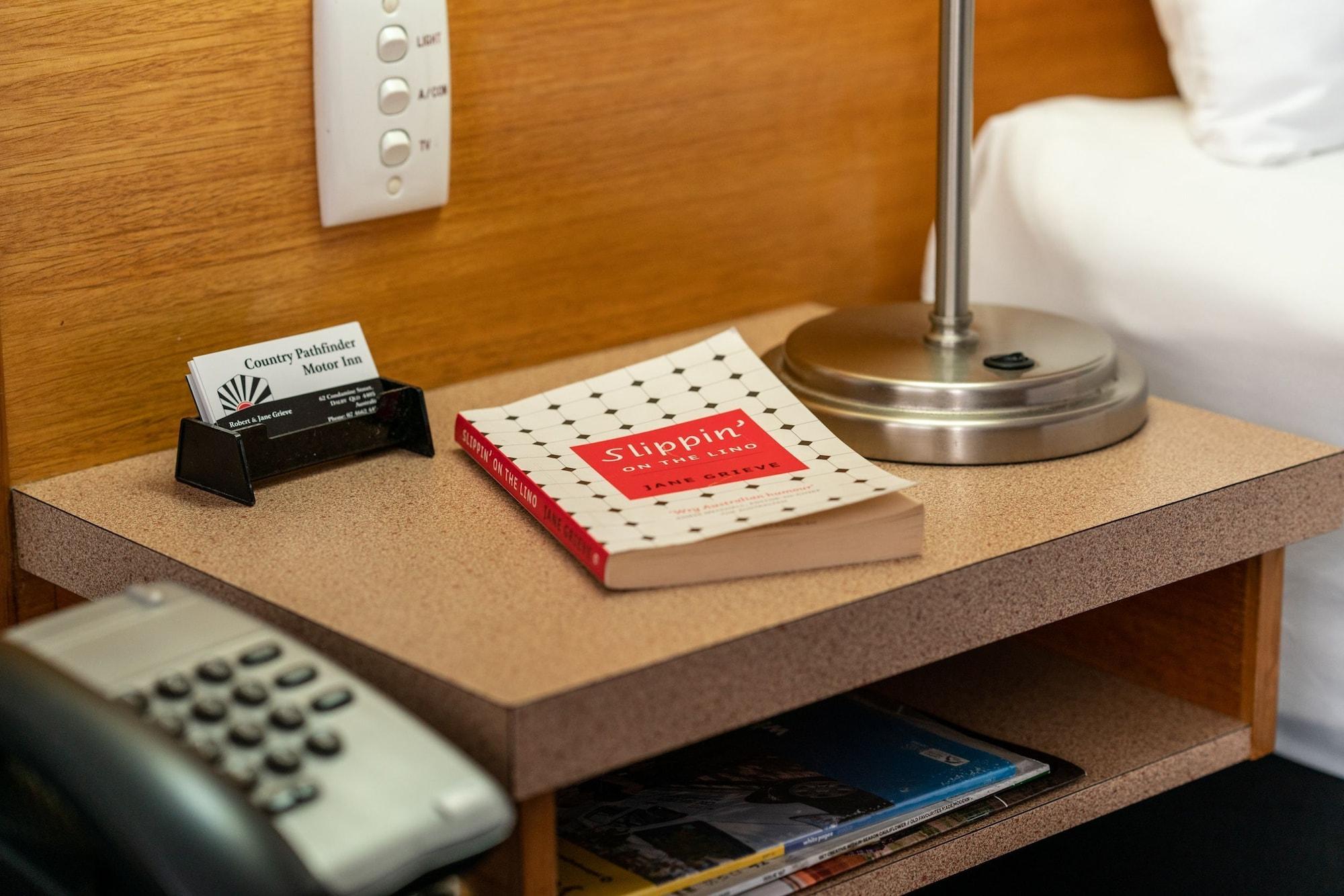 Country Pathfinder Motor Inn Dalby Kültér fotó